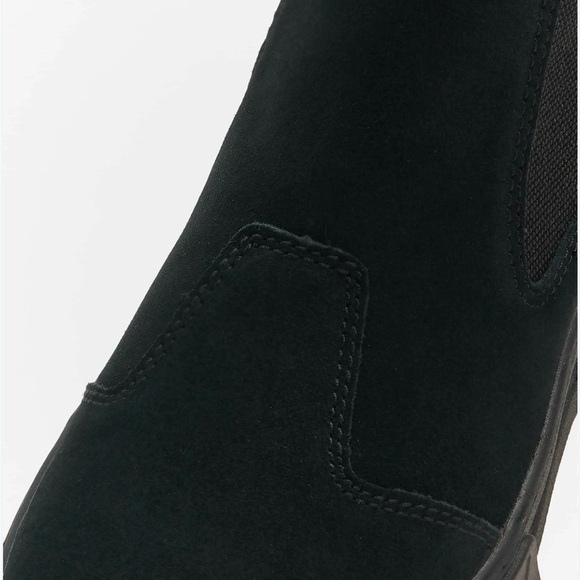 PUMA FENTY Chelsea Platform Boots Black Suede Size 7.5 - Picture 3 of 8